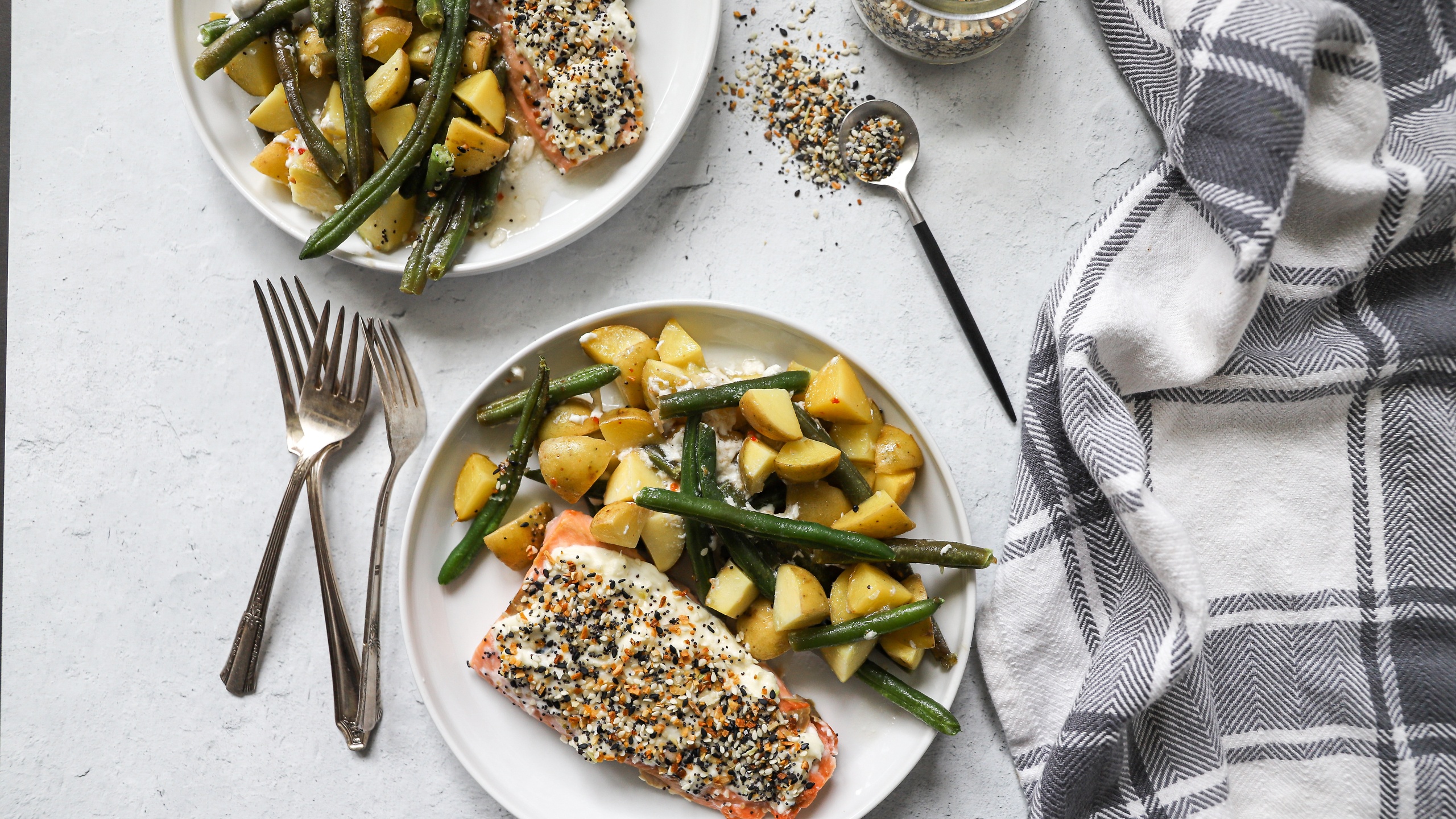 Everything Bagel Sheet Pan Salmon and Veggies - CE - 5 Dinners In 1 Hour