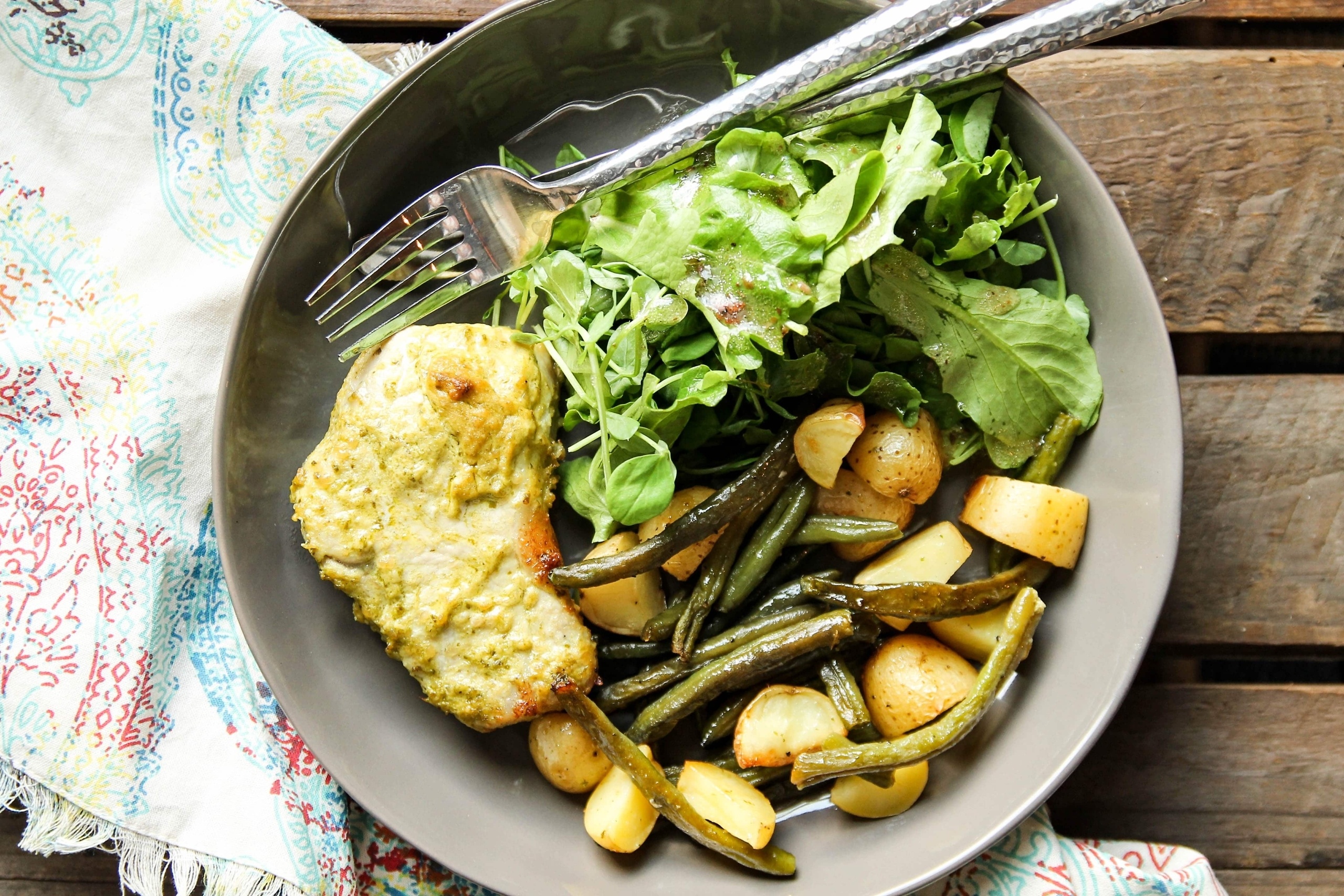 Dijon Pesto Pork Chops - C - 5 Dinners In 1 Hour