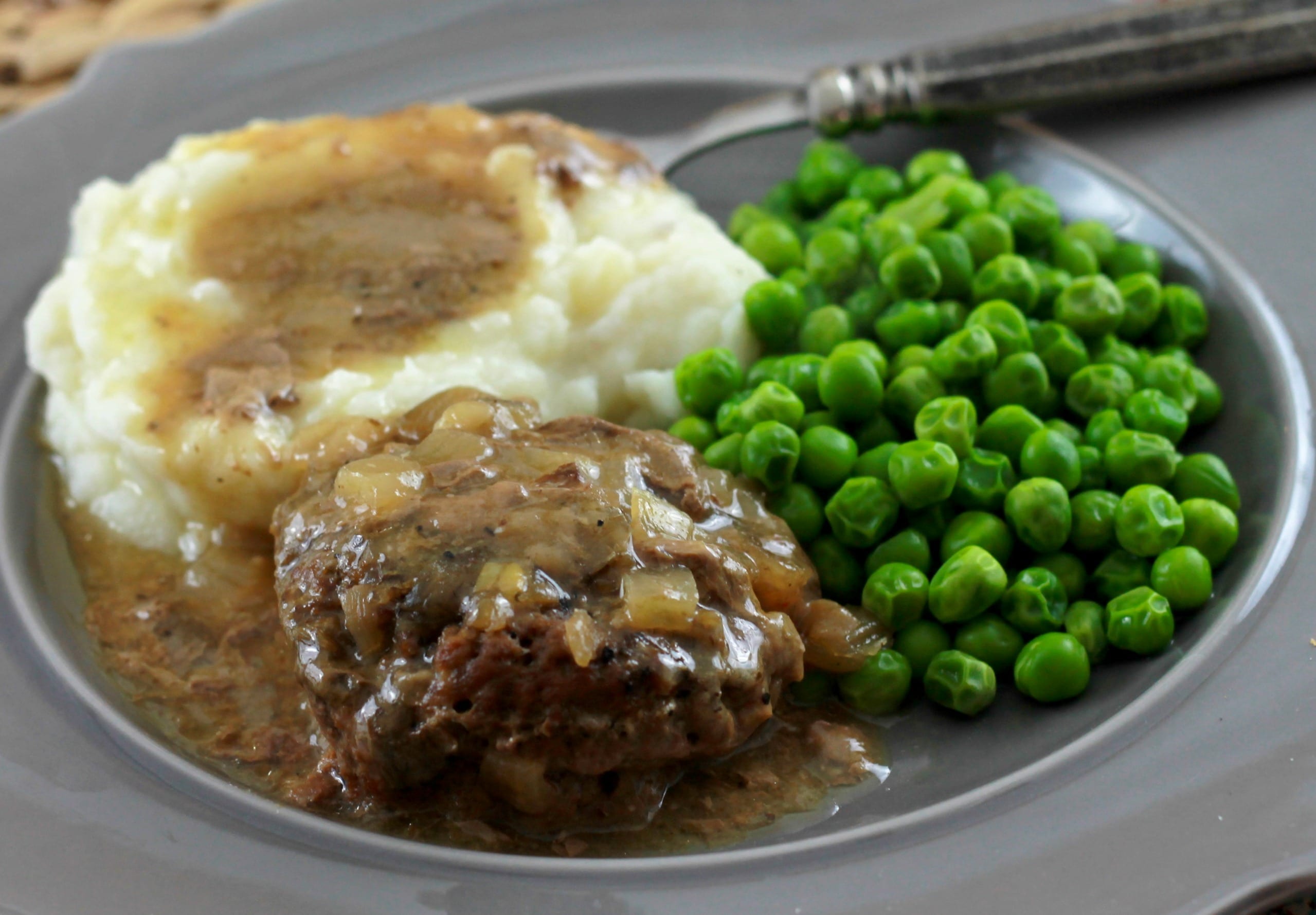 Healthy Slow Cooker Salisbury Steak Recipe - 5 Dinners In 1 Hour