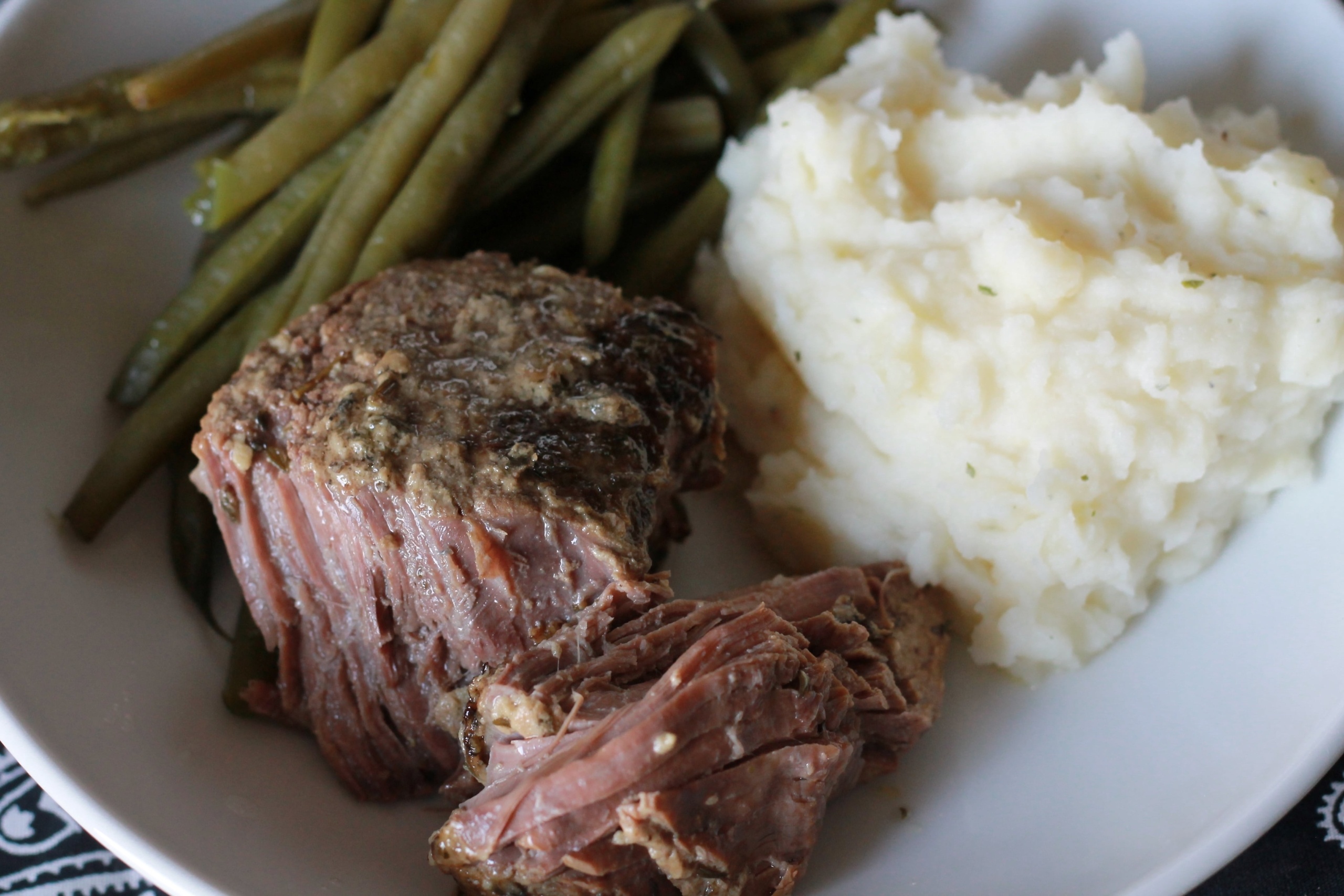 Mustard Crusted Roast Beef - 5 Dinners In 1 Hour